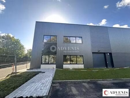 vente local d'activités 358 m² à 7 596 m²