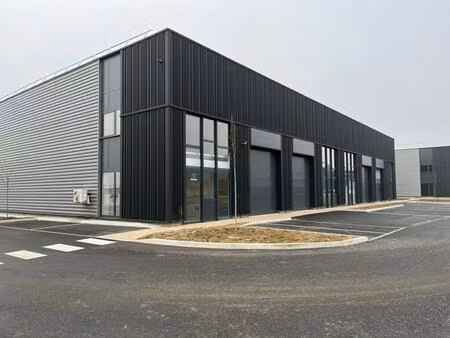 vente local d'activités 113 m² à 1 709 m²