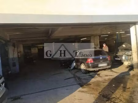 vente entrepôt 866 m²