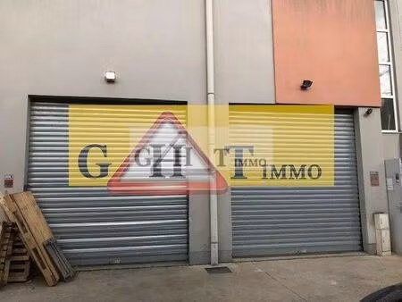 vente entrepôt 360 m²