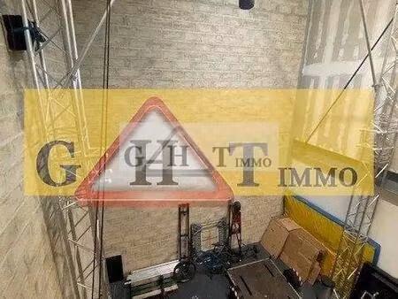 vente entrepôt 280 m²