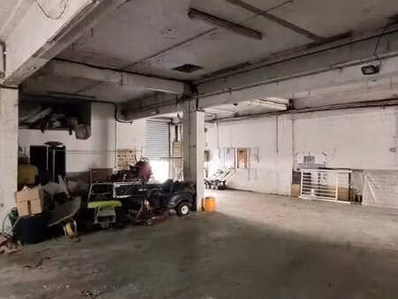 vente entrepôt 461 m²