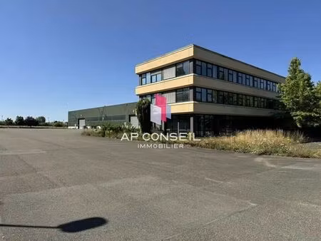 vente entrepôt 3 701 m²