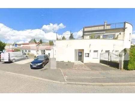 vente entrepôt 690 m²