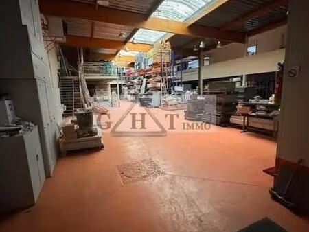 vente entrepôt 1 200 m²