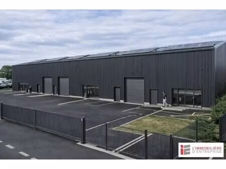 vente local d’activités rennes 35000 990m²