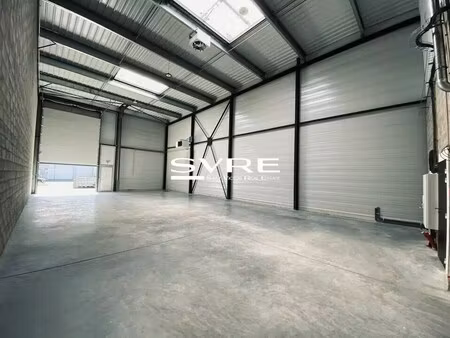 vente local d'activités 461 m² à 1 845 m²