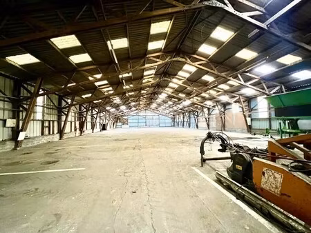 vente local d'activités 1 720 m²