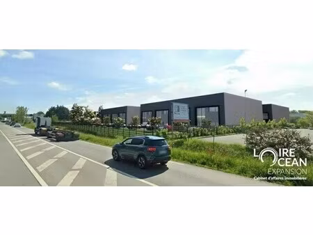 vente local d’activités thouare sur loire 44470 150m² à 4166m²