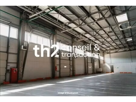 vente entrepôt 1 000 m²