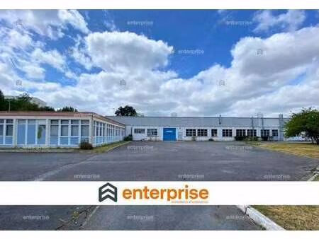vente entrepôt 1 773 m²