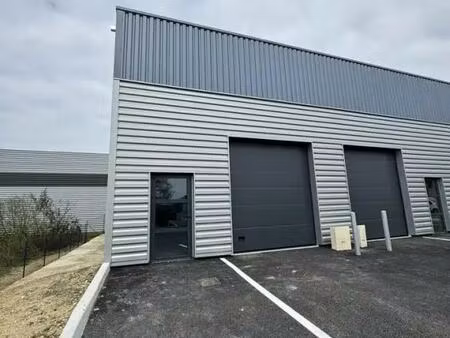vente local d'activités 70 m²