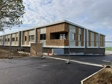 vente local d'activités 358 m² à 556 m²