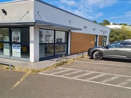 vente local d'activités 1 015 m²