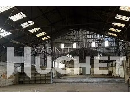 vente local d'activités 2 450 m²