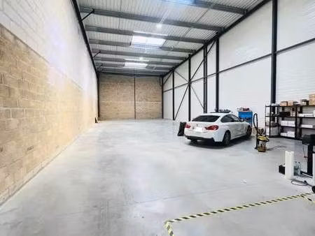 vente local d'activités 496 m²
