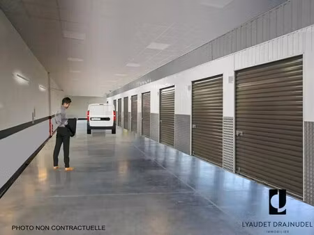 vente local d'activités 119 m²