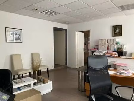 vente local d'activités 457 m²