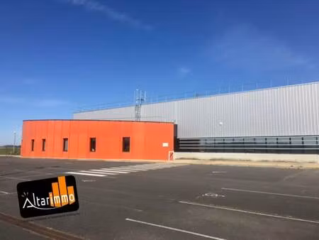 vente local d'activités 14 622 m²