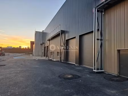 vente local d'activités 283 m² à 2 762 m²