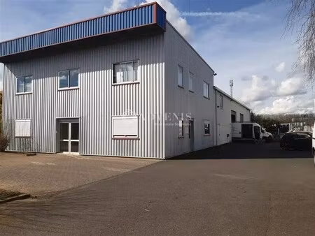 vente local d’activités poce sur cisse 37530 685m²