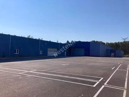 vente local d'activités 3 200 m²