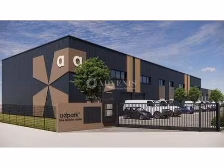 vente local d'activités 315 m² à 945 m²