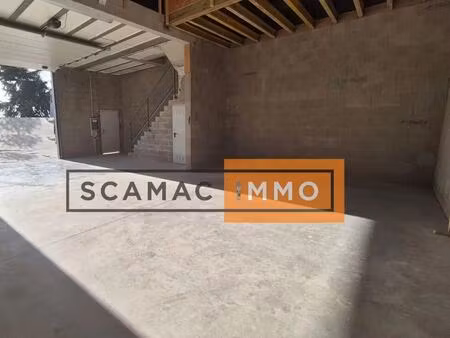 location entrepôt 144 m²
