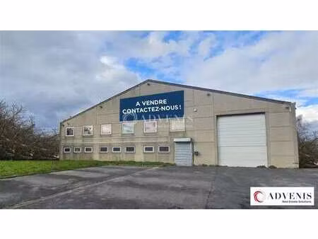 vente entrepôt 1 000 m²