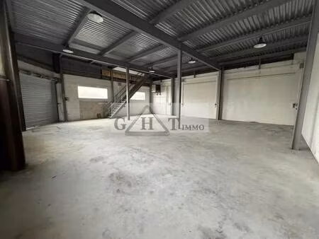 location entrepôt montreuil 93100 90m² à 520m²