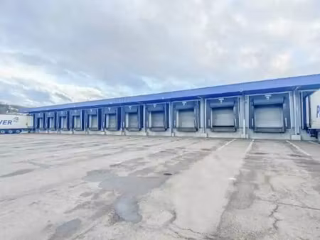 vente entrepôt 4 174 m²