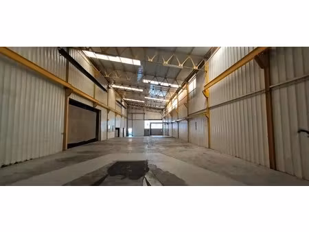 vente local d'activités 426 m²