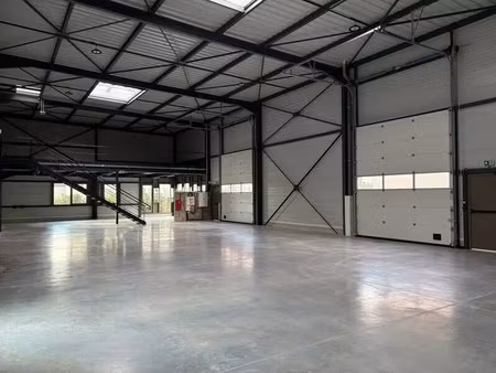 vente local d'activités 531 m²