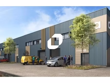 location local d'activités 347 m² à 1 490 m²