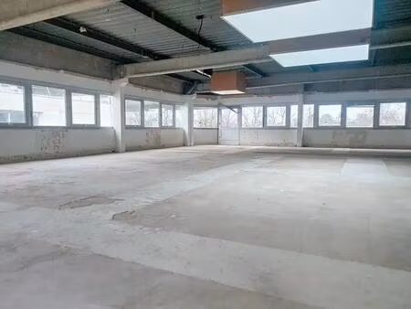 vente local d'activités 900 m² à 2 306 m²