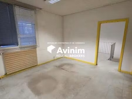 location local d’activités saint genis pouilly 01630 181m²