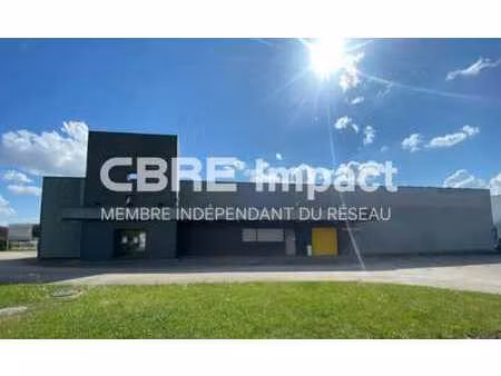 vente local d'activités 972 m²