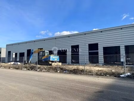 vente local d'activités 150 m² à 189 m²
