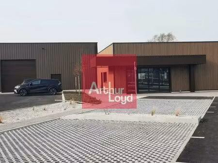 location entrepôt 373 m²