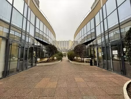 location bureaux 396 m²
