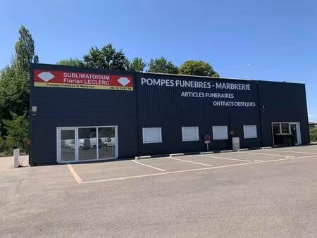 vente commerce 420 m²