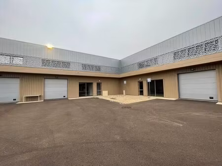 vente entrepôt 528 m²