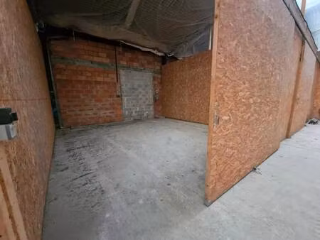 location local d’activités bruges 33520 35m²