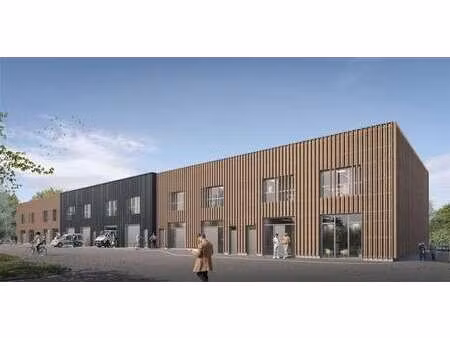 vente local d'activités 385 m² à 796 m²