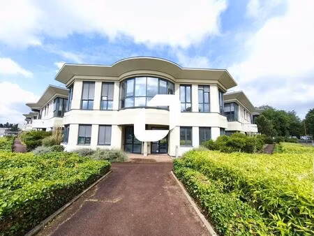 location local d’activités creteil 94000 506m²