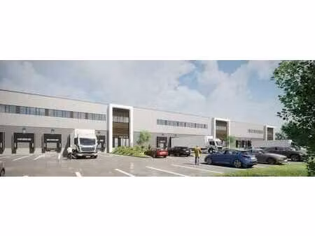 location local d'activités 2 793 m² à 12 632 m²