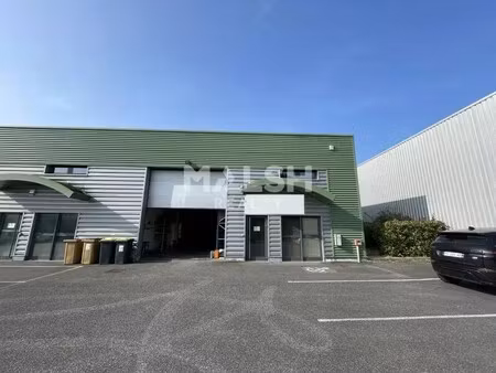 vente local d’activités lozanne 69380 465m²