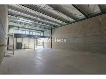 vente local d'activités 340 m²