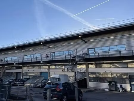 location local d’activités pantin 93500 600m²