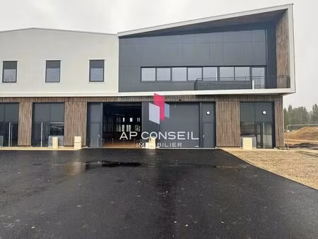 vente local d’activités plaisir 78370 477m²